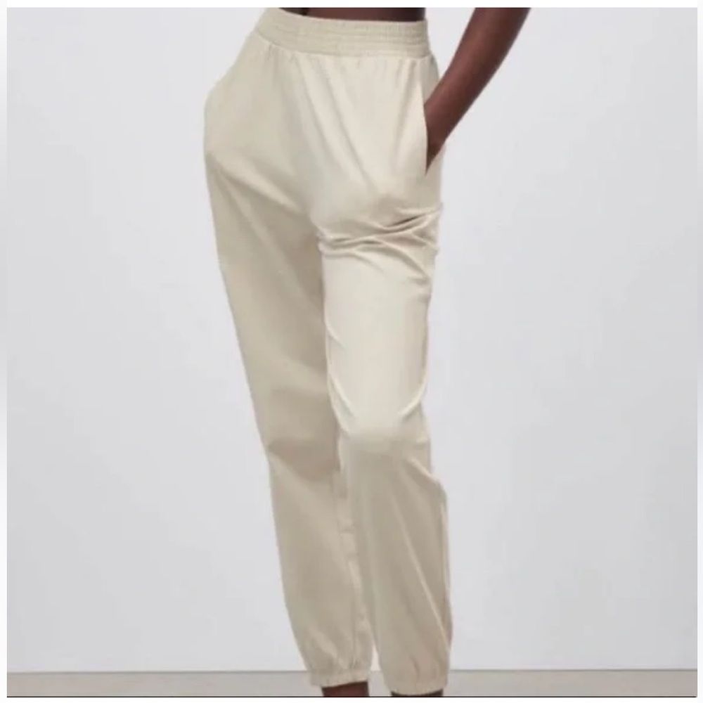Zara Joggers Elastic Waist Cream Knit SZ Sm Minimalist Loungewear